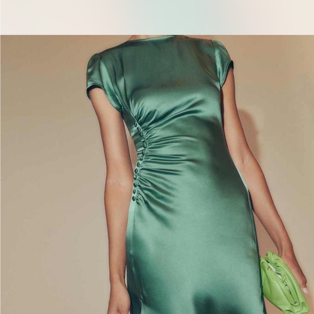 Reformation Tatianna Silk Dress - size 6 - sold out online